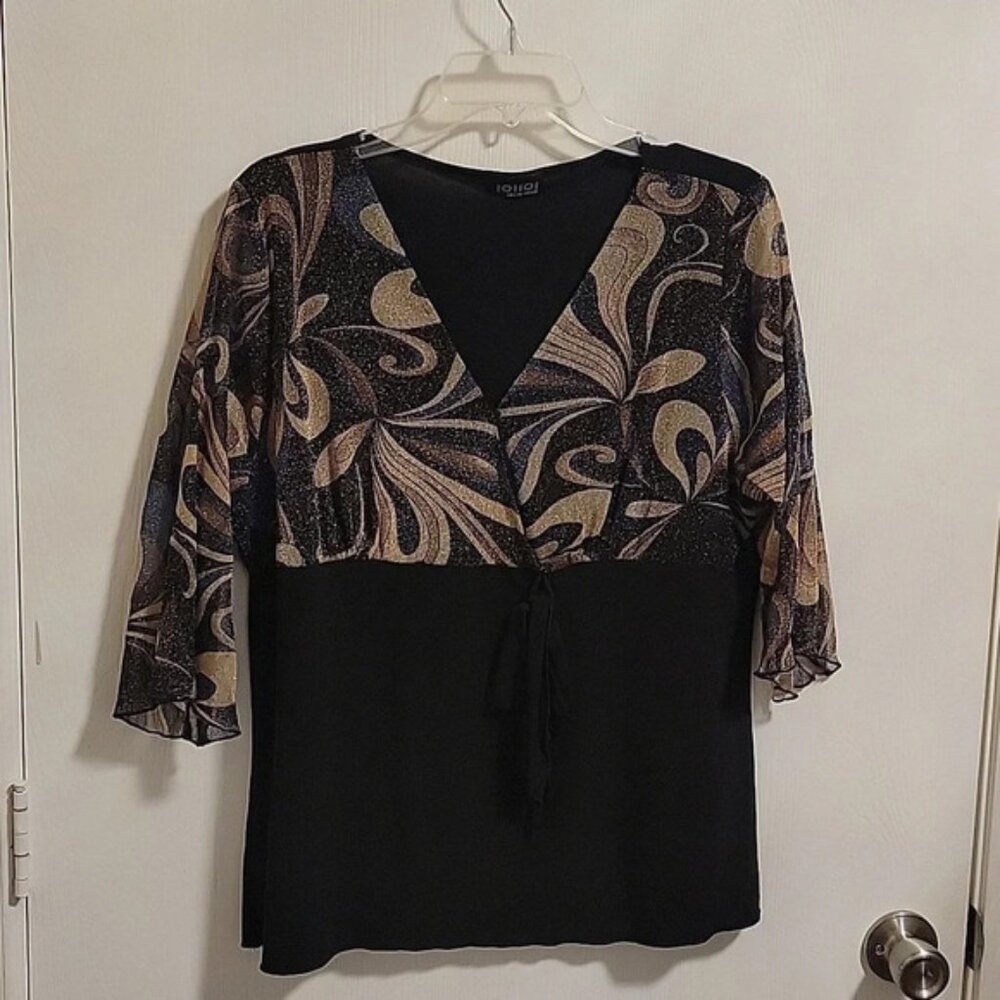 Beautiful‎ ladies Blouse